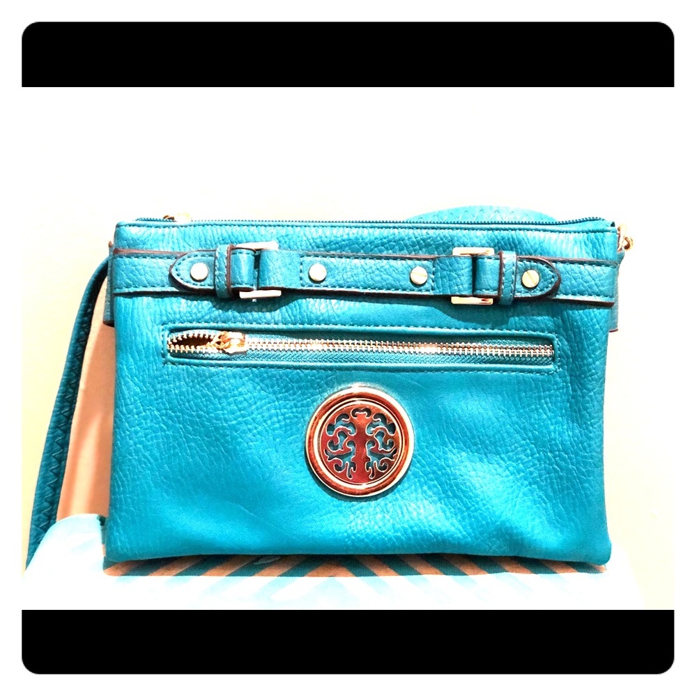 Teal purse/clutch NWT